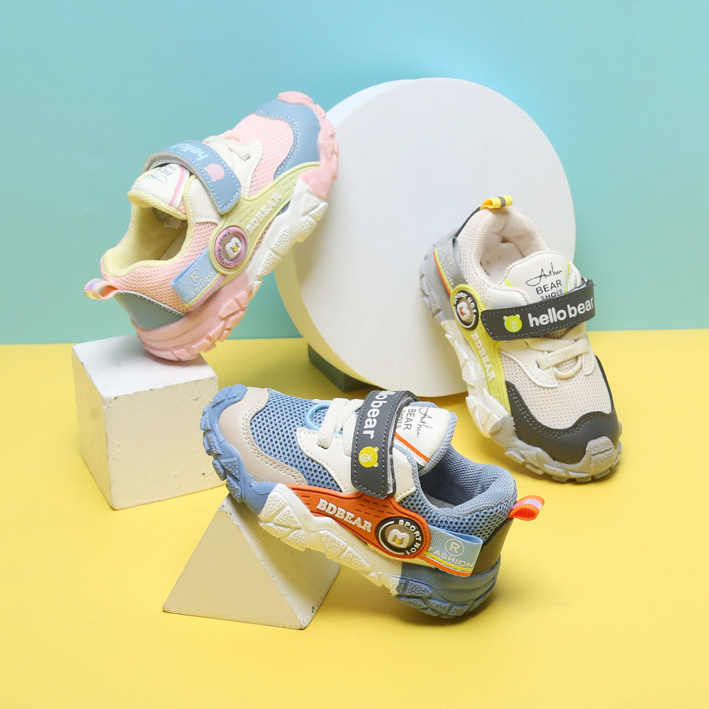 Kids' Lightweight Mesh Trainers