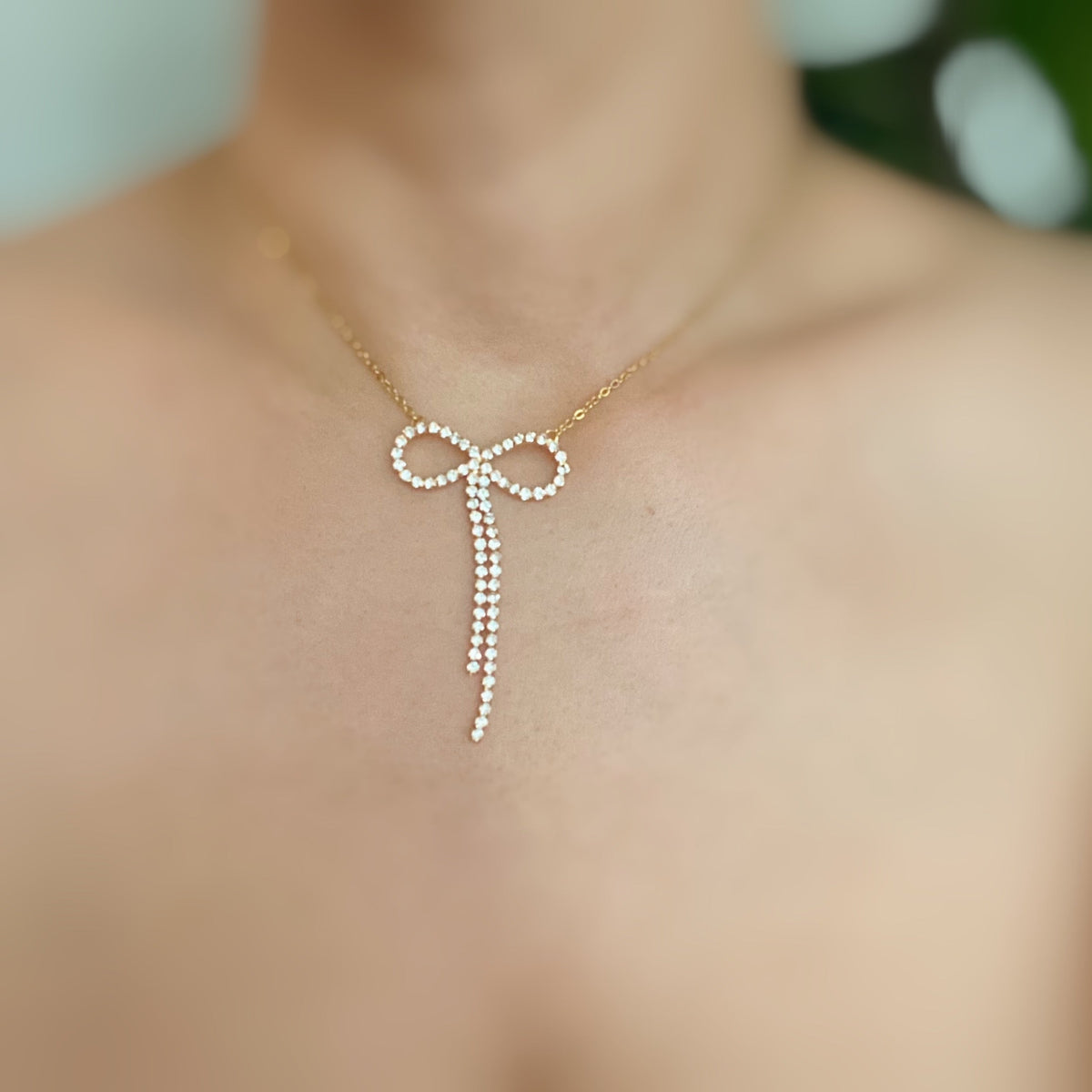 Shine Bow Necklace