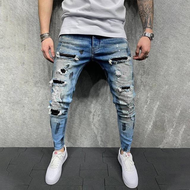 Ripped Skinny Jeans