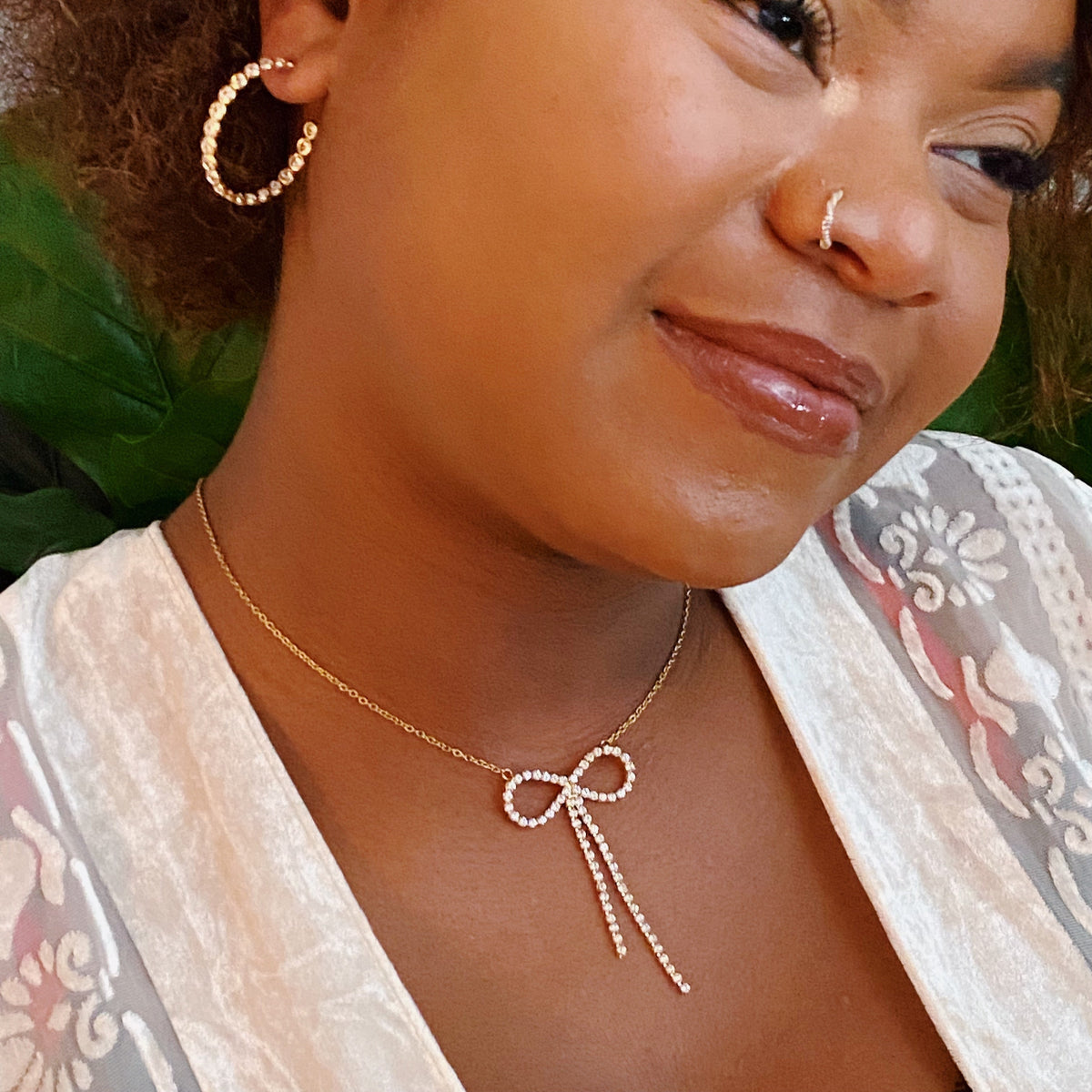 Shine Bow Necklace