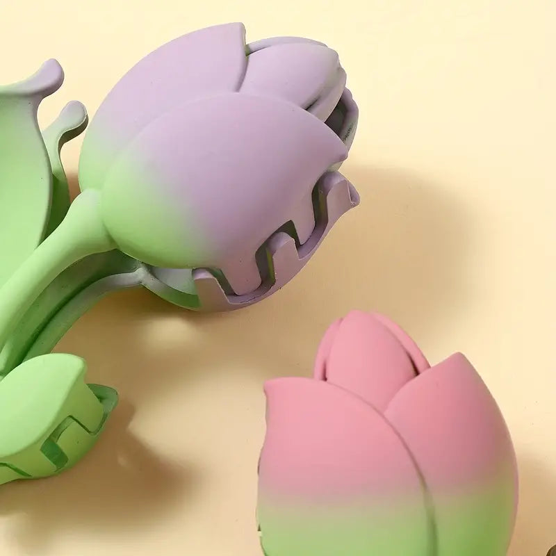 Frosted Flower Hair Claw
