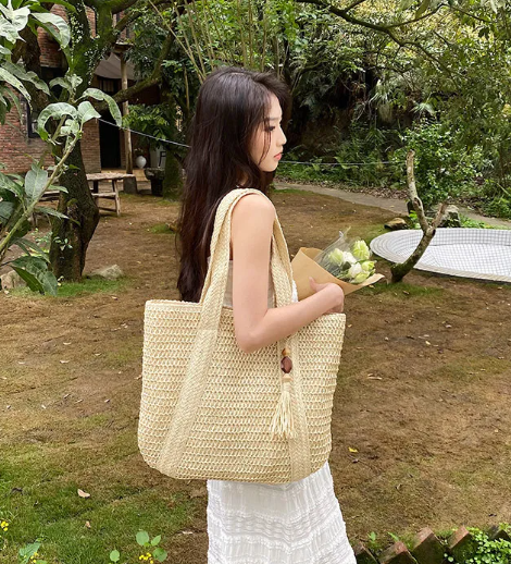 Daily Shoulder Bag