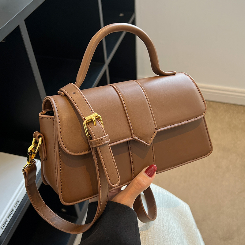Classic Shoulder Bag