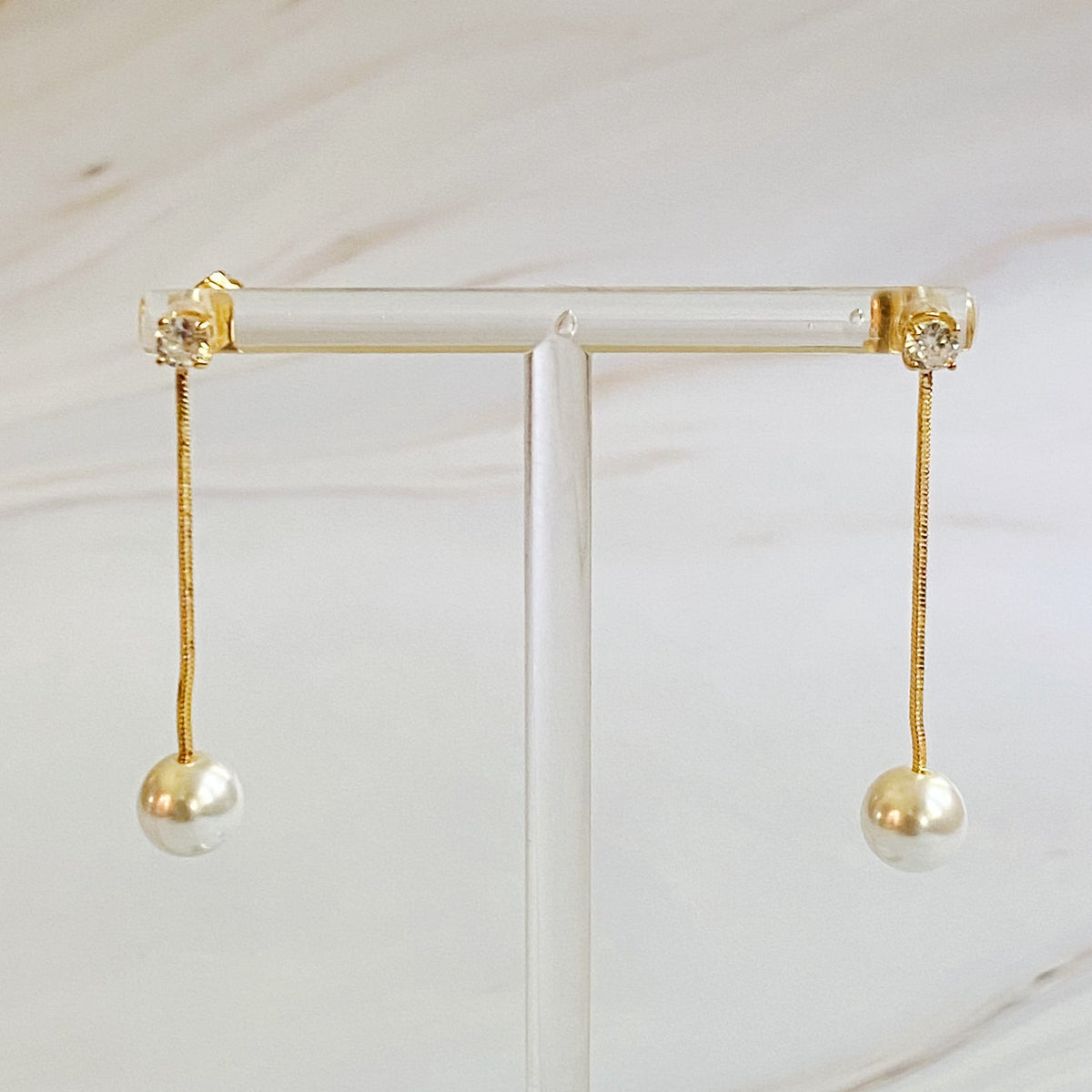 Dangling Pearl Earrings