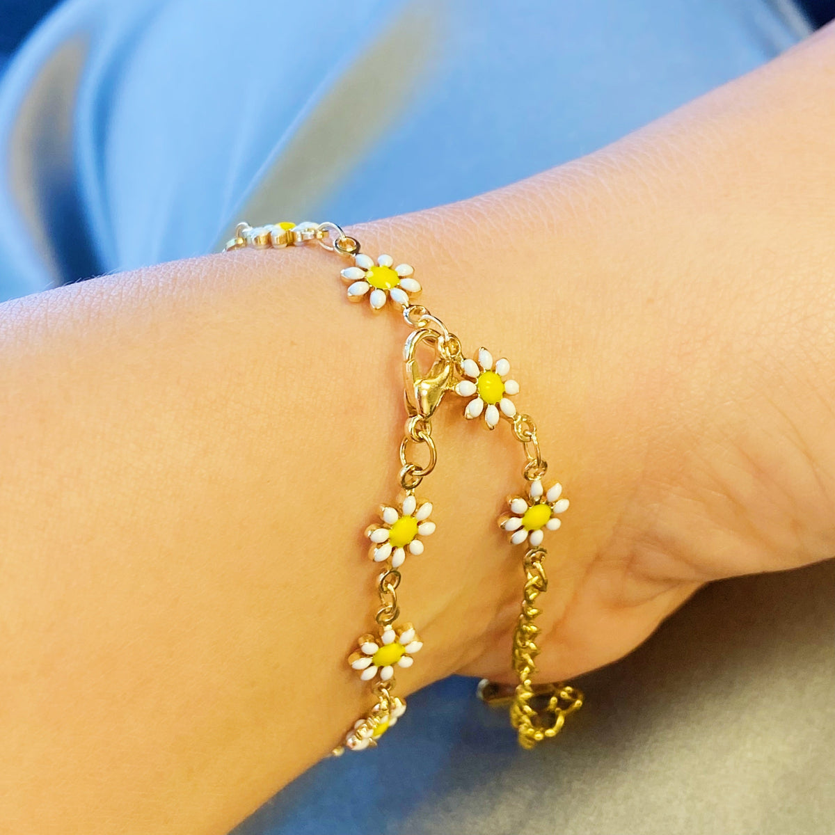 All Around Daisy Bracelet