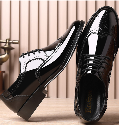 Men's White Wingtip Brogues