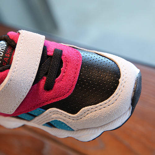 Kids’ Sneakers