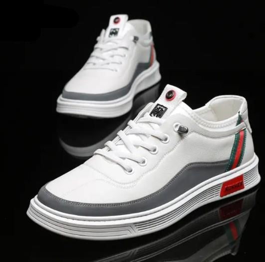 Stylish and Comfortable Casual White Sneakers for Men