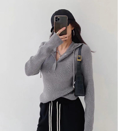 Slim Hooded Sweater