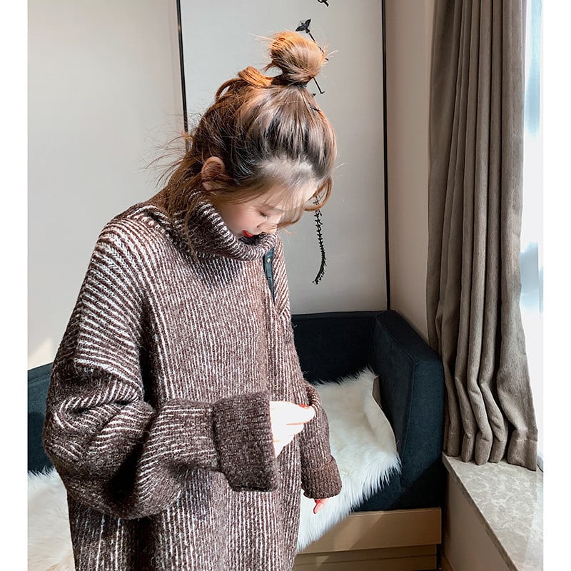 Loose Knit Turtleneck