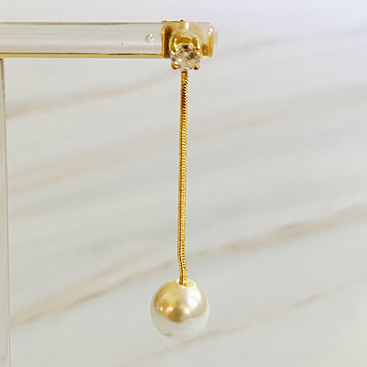 Dangling Pearl Earrings