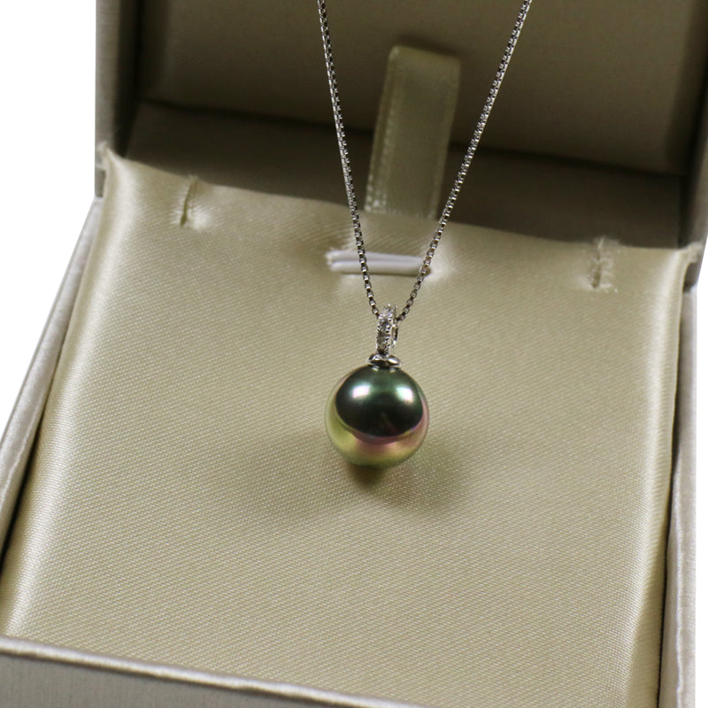 Black Pearl Pendant Necklace