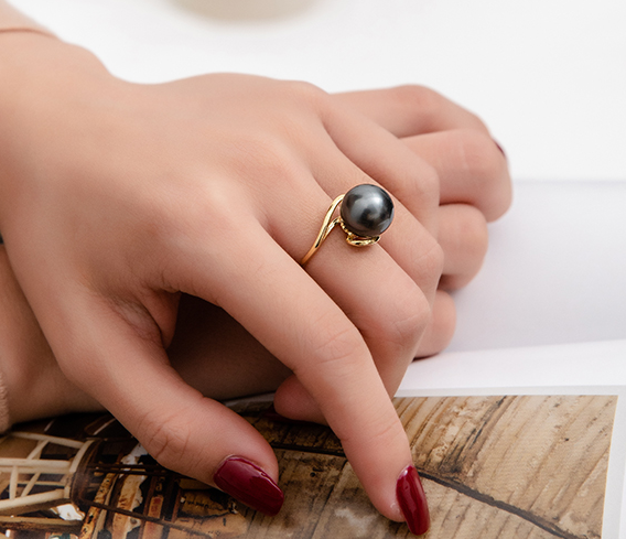 Black Pearl Ring