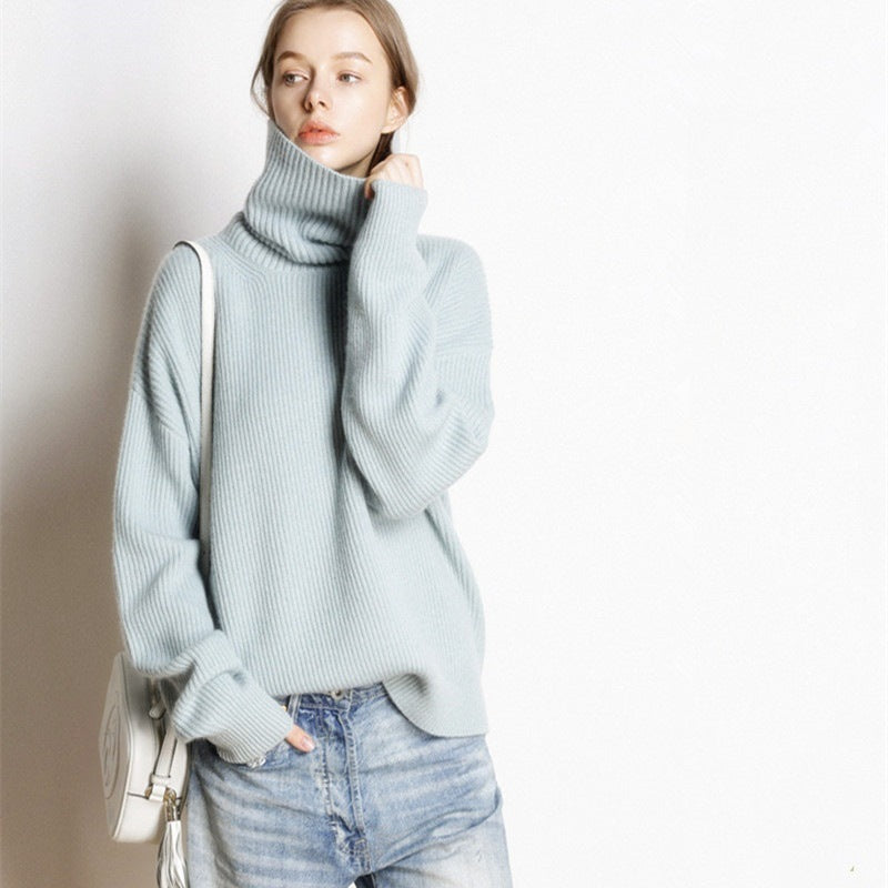 Chunky Cashmere-Blend Turtleneck