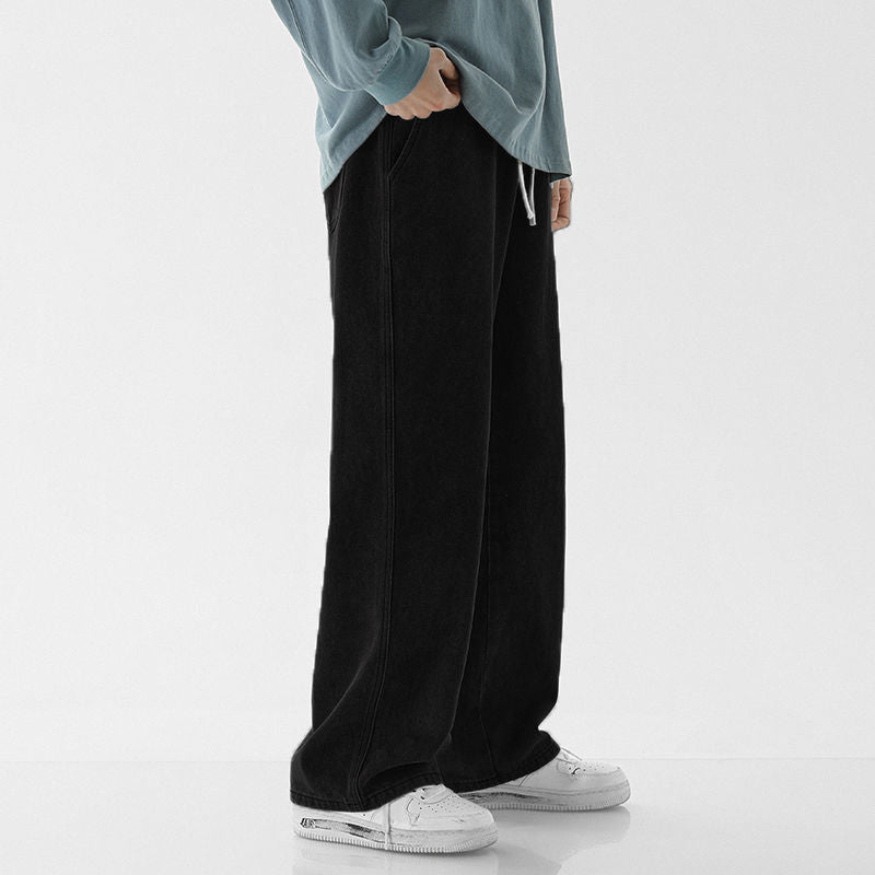 Relaxed Straight Jeans
