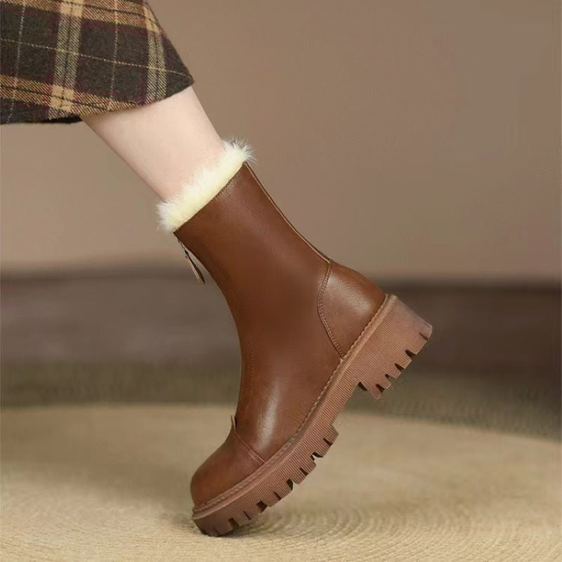 Fleece Lined Chelsea Boots