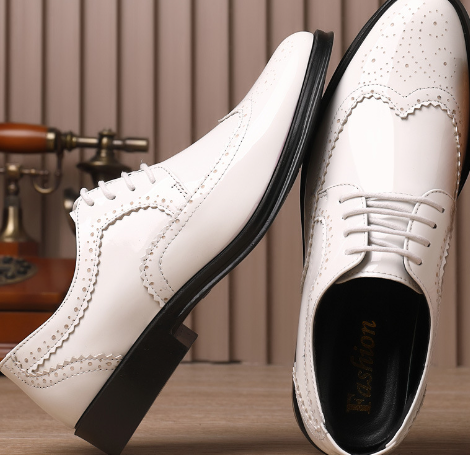 Men's White Wingtip Brogues