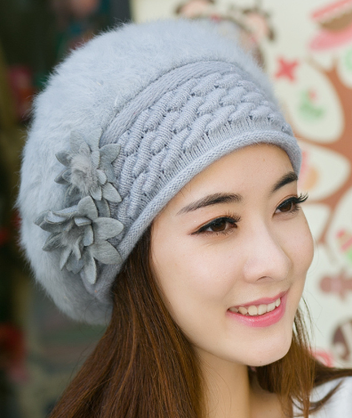 Fluffy Knit Beret