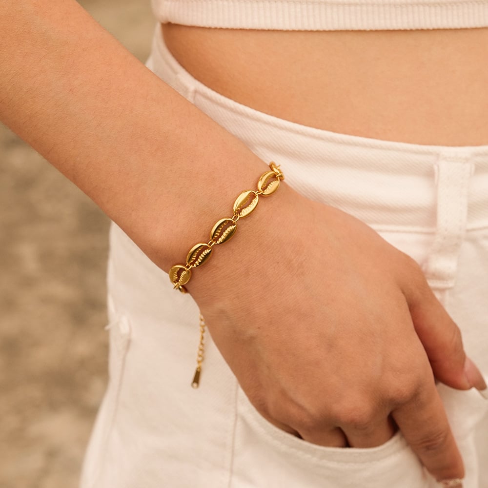 Gold Shell Bracelet